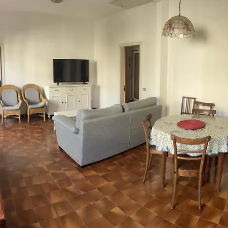 Ferienhaus Villetta Simone Marina di Pietrasanta